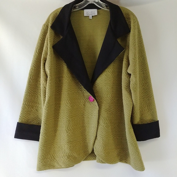 ✨3 for $30✨ Green Button Jacket NWOT - Picture 1 of 7